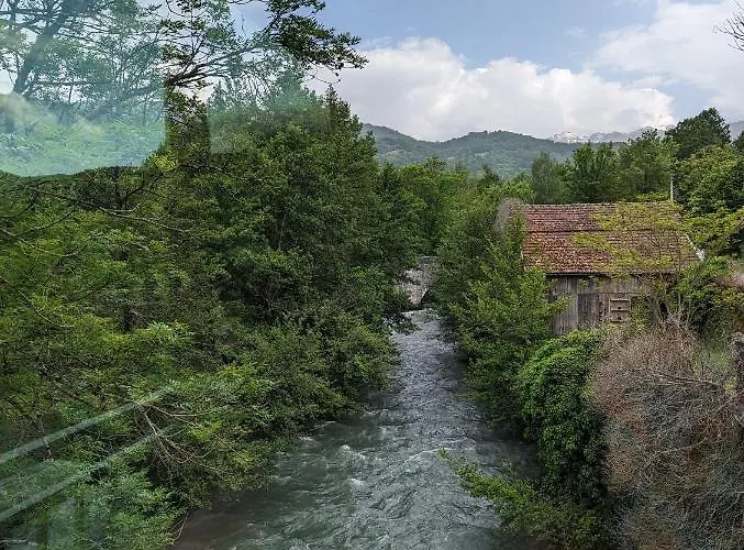 Alojamento de Acomodação e Pequeno-almoço Auberge Audressein 3*